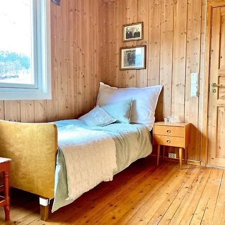 Stort Og Autentisk Hus I - Kort Vei Til Lom! 度假居