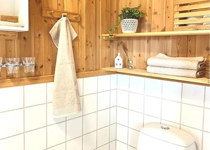Stort Og Autentisk Hus I - Kort Vei Til Lom!