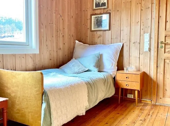 Stort Og Autentisk Hus I - Kort Vei Til Lom! Ferienhaus